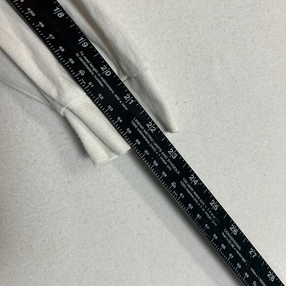 Forever 21 Shirt Womens Small White Cheetos Flamin' Hot Graphic Crop Tee Top L/S - Picture 8 of 9